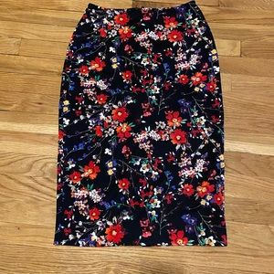 3/$20 Express floral print skirt